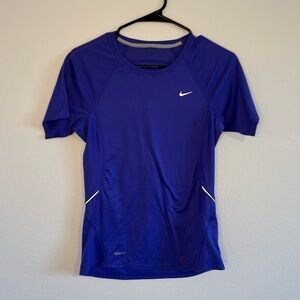 Nike Women’s Purple Dri Fit Tee Size Small
